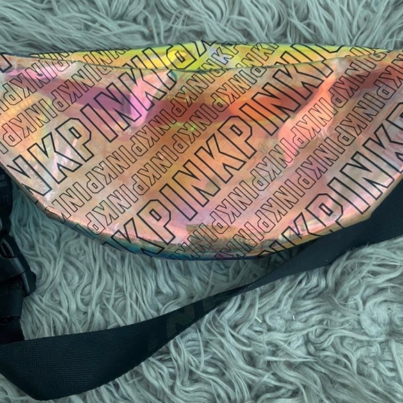 PINK Fanny Pack💕 - Picture 3 of 5